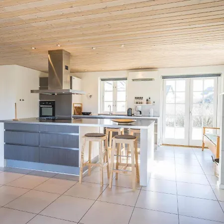 Holiday Henne Ci Ferienhaus